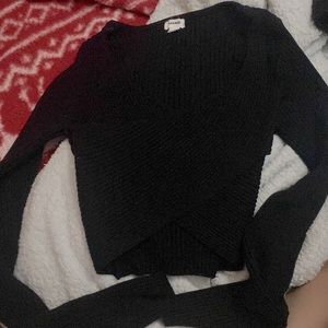 Garage cross cross crop top